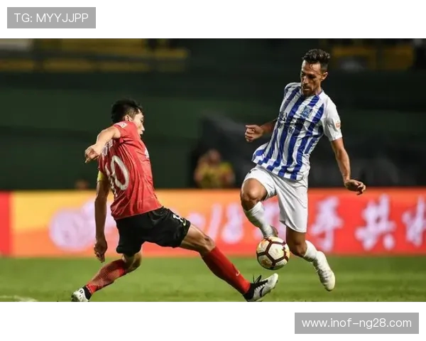 青岛西海岸鏖战再起强强对决掀起激情浪潮引爆球迷热情