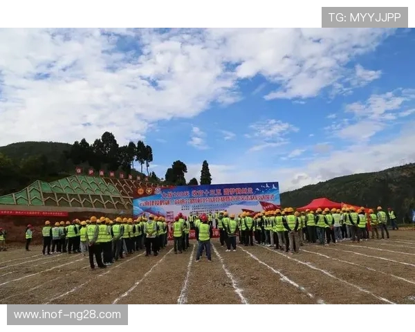 比分激战再掀高潮双方你追我赶上演精彩对决