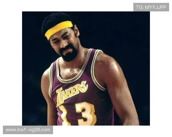 威尔特·张伯伦:篮球传奇与人生挑战的完美交织 威尔特·张伯伦:篮球传奇与人生挑战的完美交织