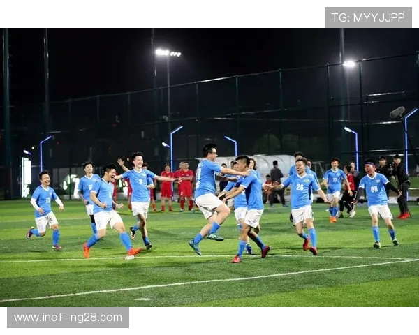 张芳独家分享足球心得与技巧助你提升球技与战术理解 张芳独家分享足球心得与技巧助你提升球技与战术理解