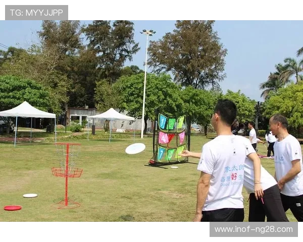 成都飞盘队与广州飞盘队赛后复盘分析力量对比与战术探讨